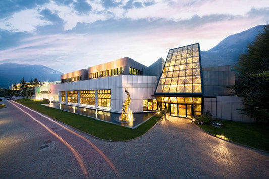 W.E. : " These Eco-Friendly Wineries Are Built Sustainably from the Ground Up "