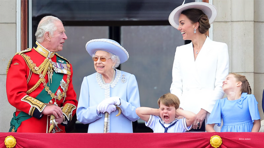 Wine Spectator : " God Save the Fizz: Wines of Queen Elizabeth II’s Platinum Jubilee "
