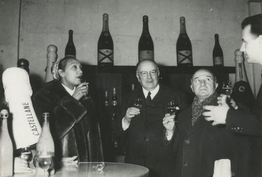 TDV : "Joséphine Baker : l’esprit du champagne au Panthéon."