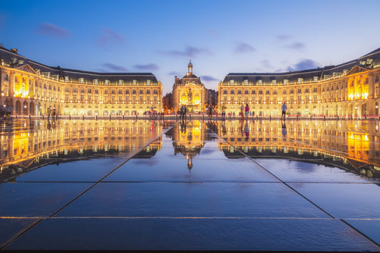 D.B. : " What does it take for non-Bordeaux wines to succeed on La Place? "