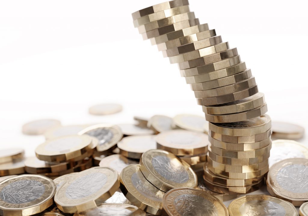 D.B. : " Is Sterling’s volatility boosting the fine wine market? "