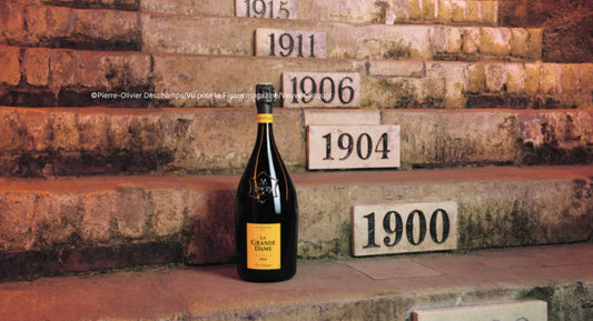 F.V. : " Une dégustation de champagne à 25 mètres sous terre, l’expérience du moment chez Veuve Clicquot "