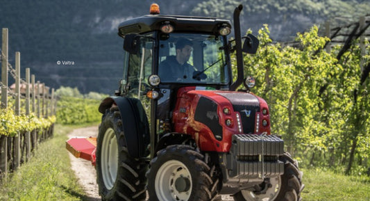 V. : " Matos viti : nouveautés tracteurs, écorces de levures, colle... "