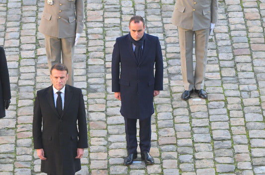 Sébastien Lecornu, un premier ministre désarmé ou du réarmement viticole ?