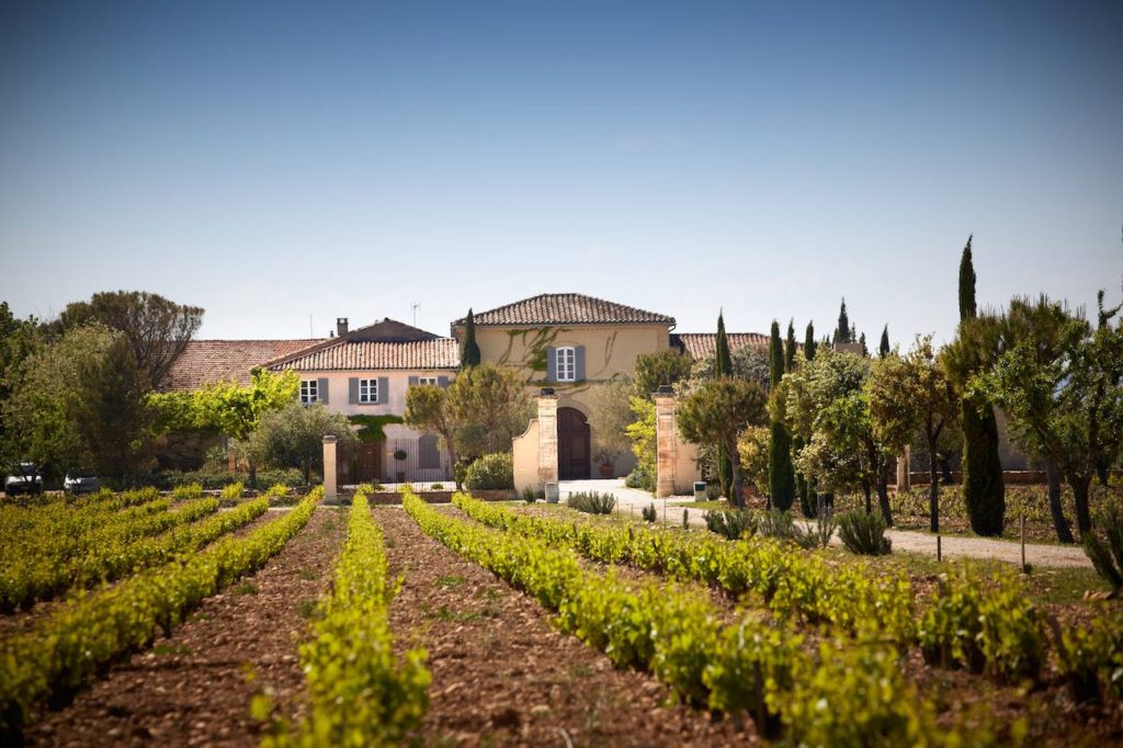 CHATEAU BEAUCASTEL