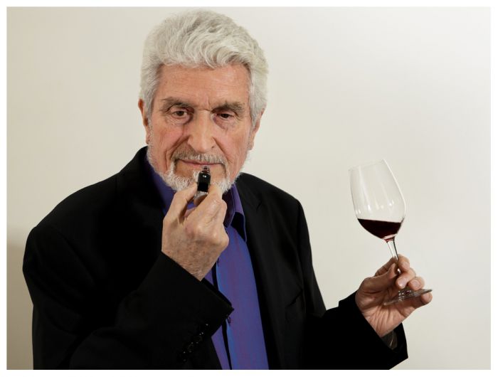 R.V.F. : " Jean Lenoir, fondateur des coffrets d'arômes Le nez du vin, est mort "