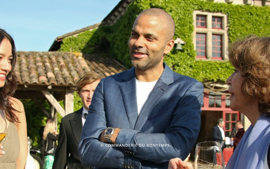 V. : " Miss France, Stéphane Bern et Tony Parker dans le vignoble de Bordeaux "