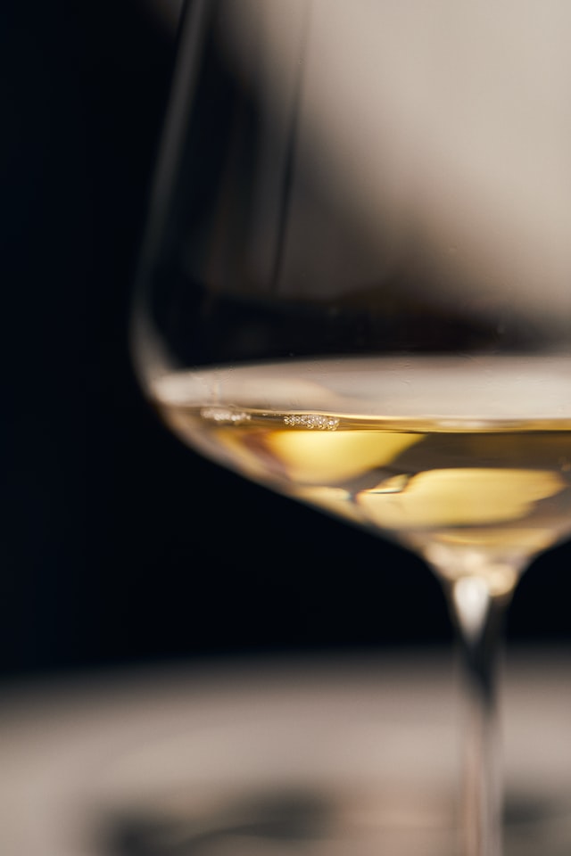 G.B. : " Sulphites in Wine – What does this mean? "